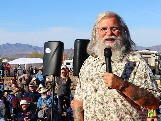 Bob Wells net worth