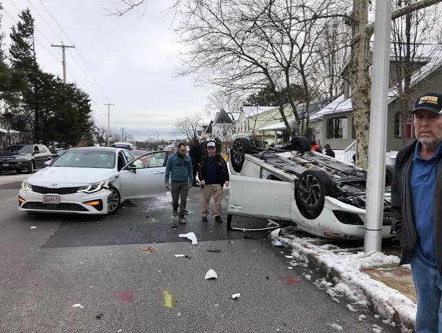 East Northern Parkway crash